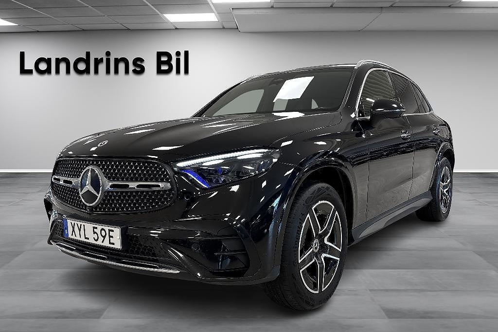 Mercedes-Benz GLC 300 d e 4MATIC AMG Drag 360Kamera Värmare Digital Light