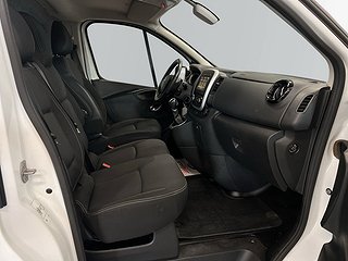 Nissan NV300 Skåpbil 2.9t 2.0 S&V-hjul/Drag/Backkamera/Värm