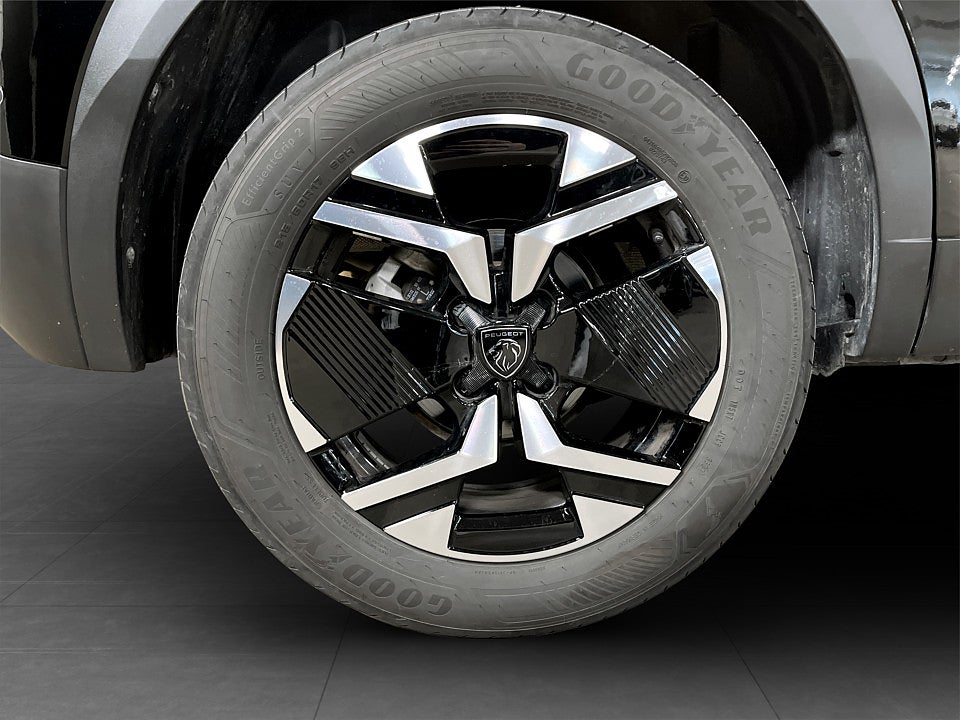 Bild på Peugeot 2008 GT 1.2 PT 130hk Aut B-KAMERA CARPLAY