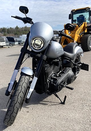 Custom Harley-Davidson Low 6 av 17