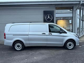 Transportbil - Skåp Mercedes-Benz Vito 13 av 18