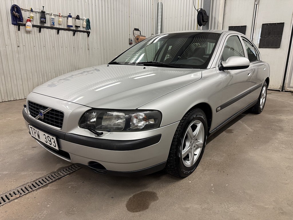 Volvo S60 2.4 AUTOMAT 17300mil Dragkrok