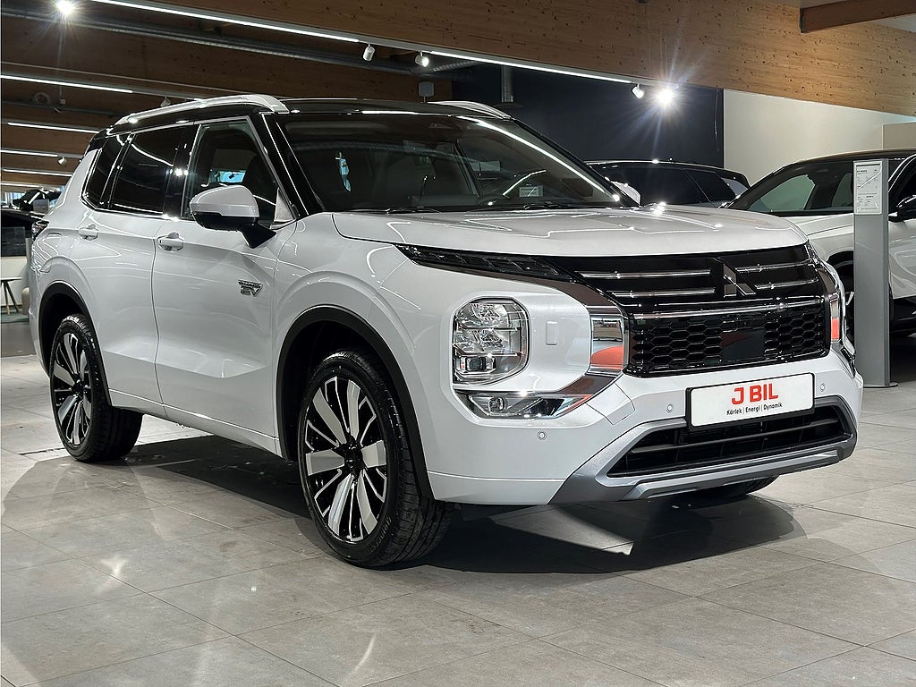 Bild på Mitsubishi Outlander Instyle Plug-In Hyrbrid 4WD - PRIVATLEASING