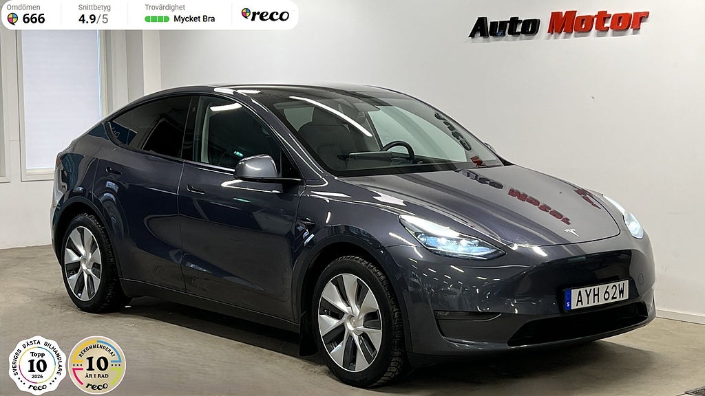 Tesla Model Y Long Range AWD 514hk Panorama