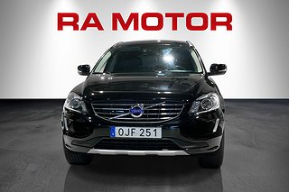 SUV Volvo XC60 2 av 20