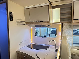 Husbil-halvintegrerad Eura Mobil PRS 720 EB 17 av 28