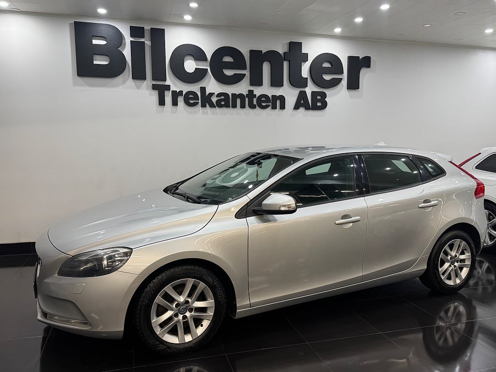 Volvo V40 T3 Kinetic Euro 5 Dragkrok 