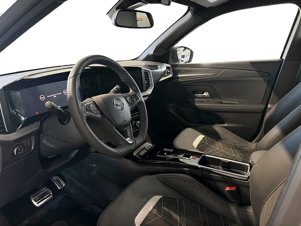 Bild på Opel Mokka Ultimate 1.2 PT 130hk Aut B-KAMERA RATTVÄRME