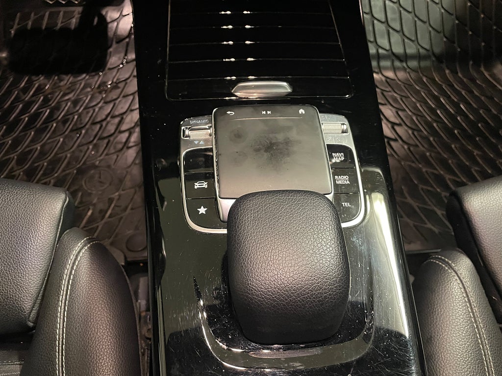Mercedes-Benz A200 2019 - miniatyr 13