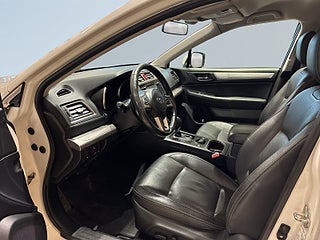 Subaru Outback 2.0 4WD Lineartronic Motorvärmare Farthållare S&V-däck
