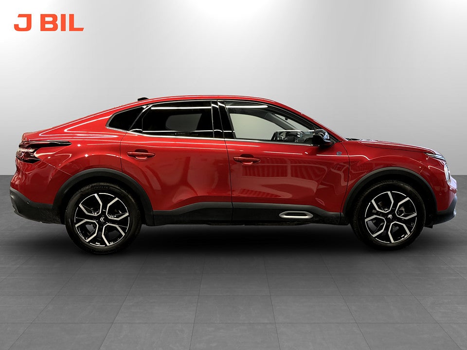 Bild på Citroën e-C4X Shine Exclusive 50 kWh Aut B-KAMERA PANO ELSTOL 136hk