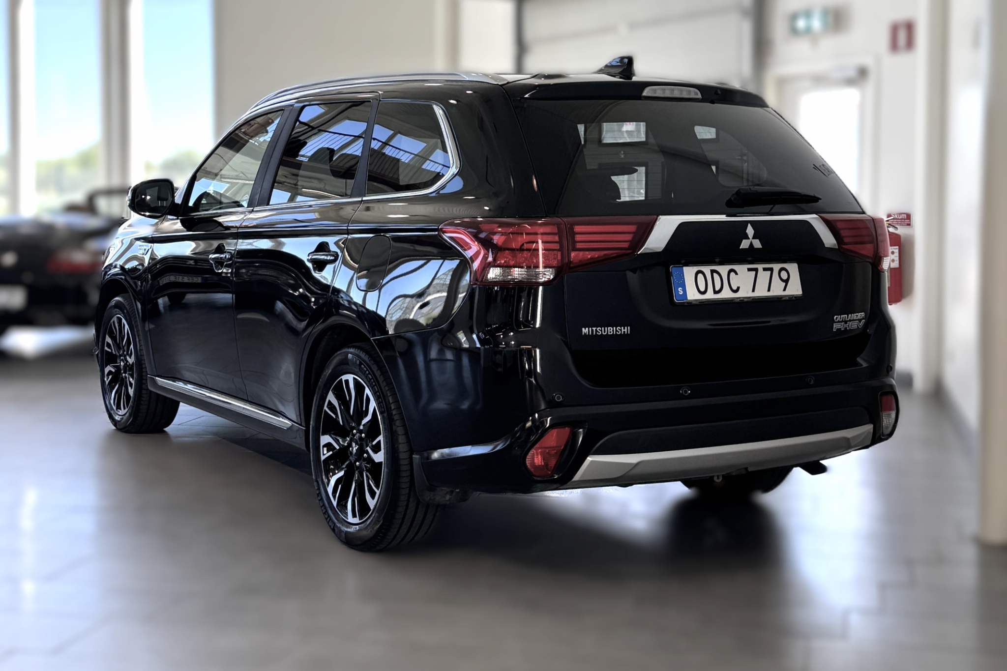 Mitsubishi Outlander 2016, bild 3/38