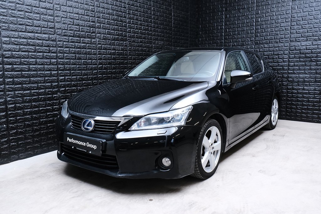 Lexus CT 200h 1.8 CVT F Sport Skinn Navi Kamera 136hk