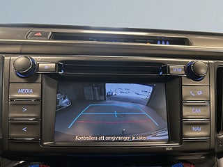 Toyota RAV4 2.0 AWD Multidrive S Dragkrok/Kamera/S&V-Däck/Keyless/ – bild 15