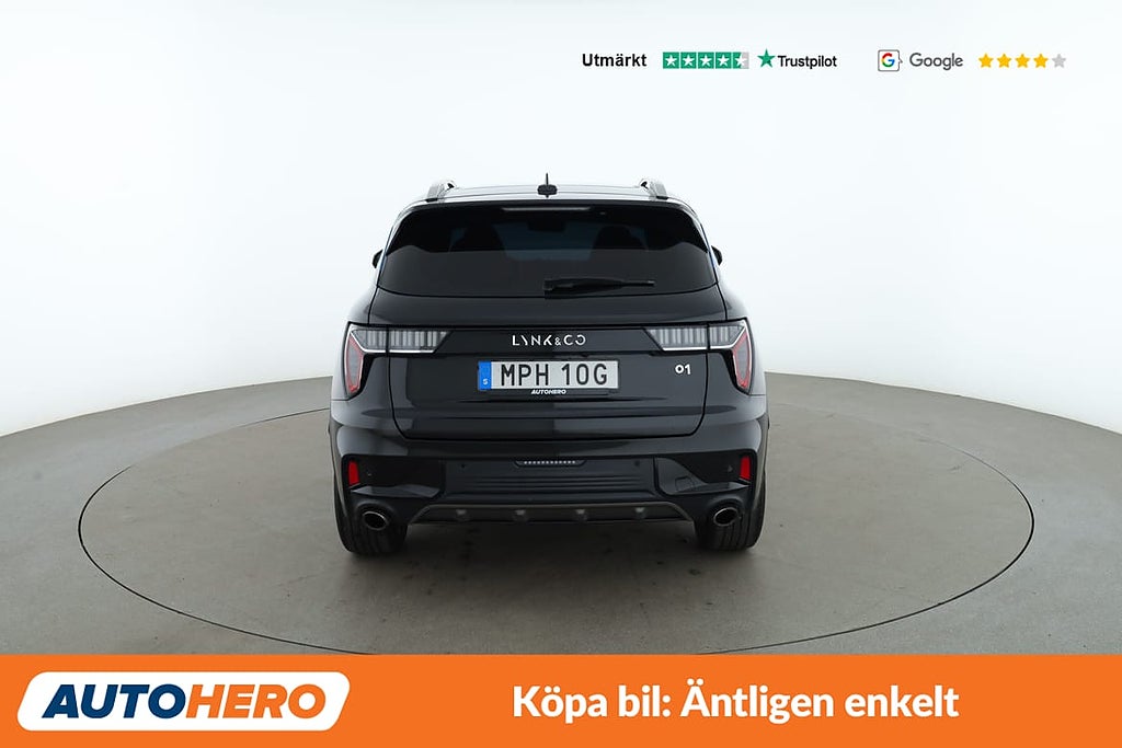 Lynk & Co 01 HEV DCT / Panorama, Inifinty, ACC, Carplay