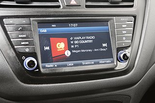 Halvkombi Hyundai i20 11 av 17