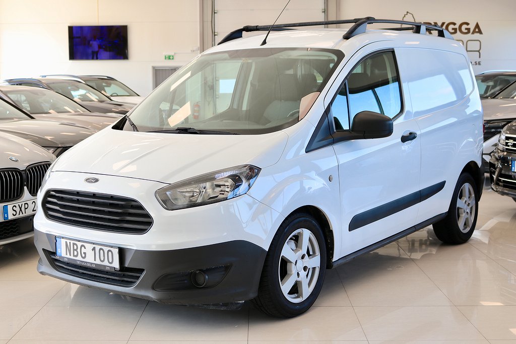 Ford Transit Courier 1.5 TDCi Elhissar AC Sidodörr Bluetooth