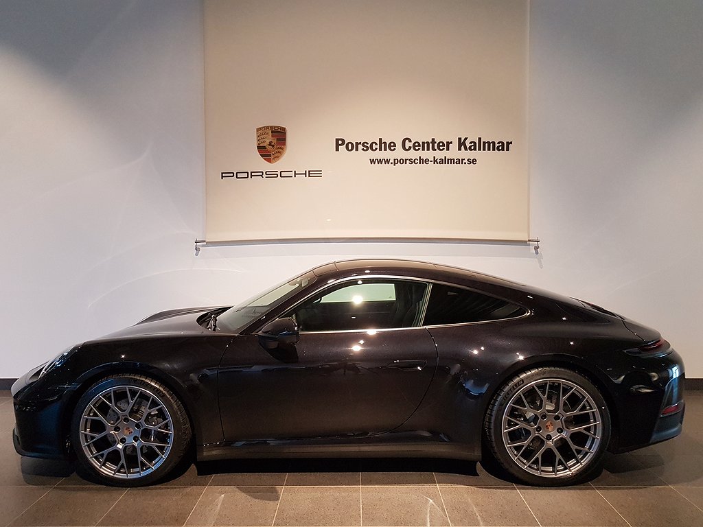 Porsche 911 992 II Carrera PDK Se Spec För Omgående Leverans 