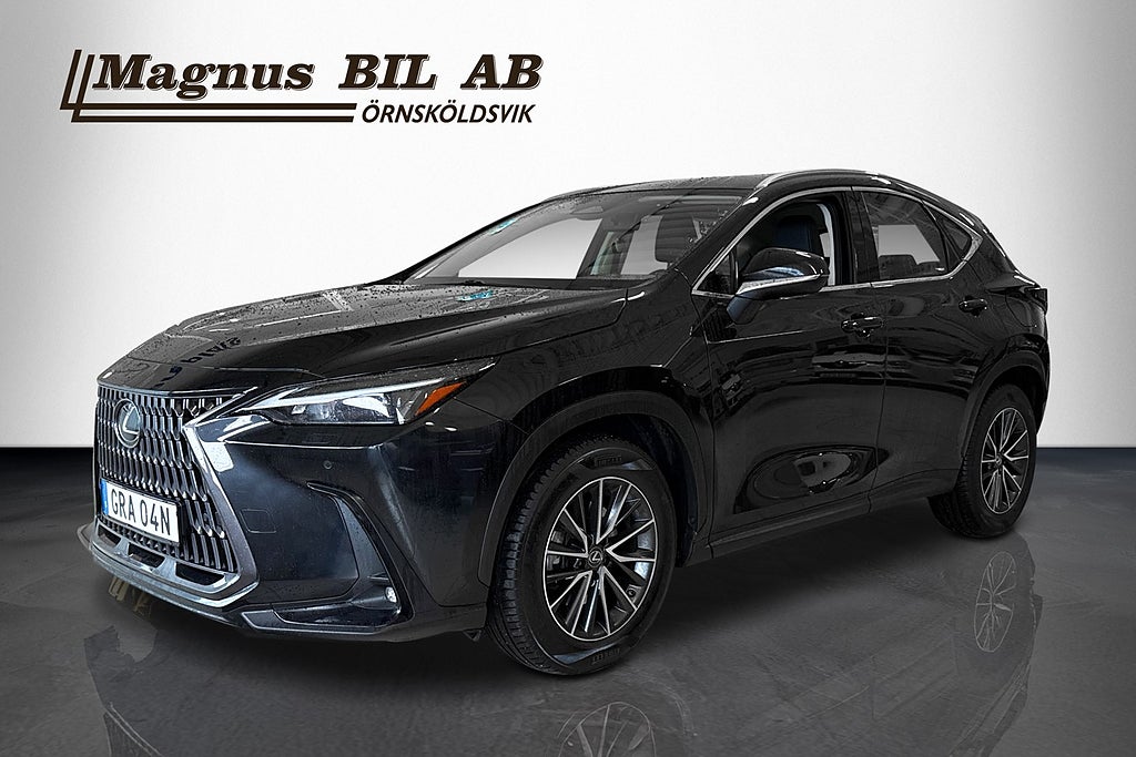 Lexus NX 350h AWD E-CVT Business Kamera Carplay Navi Moms 
