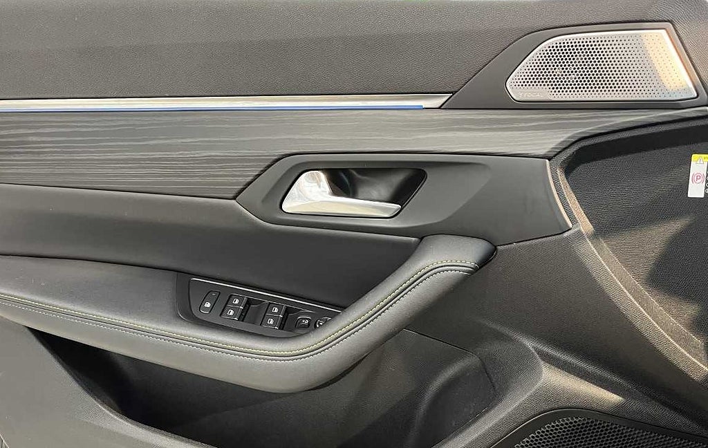 Bild på Peugeot 508 SW Hybrid4 PSE EAT Euro 6