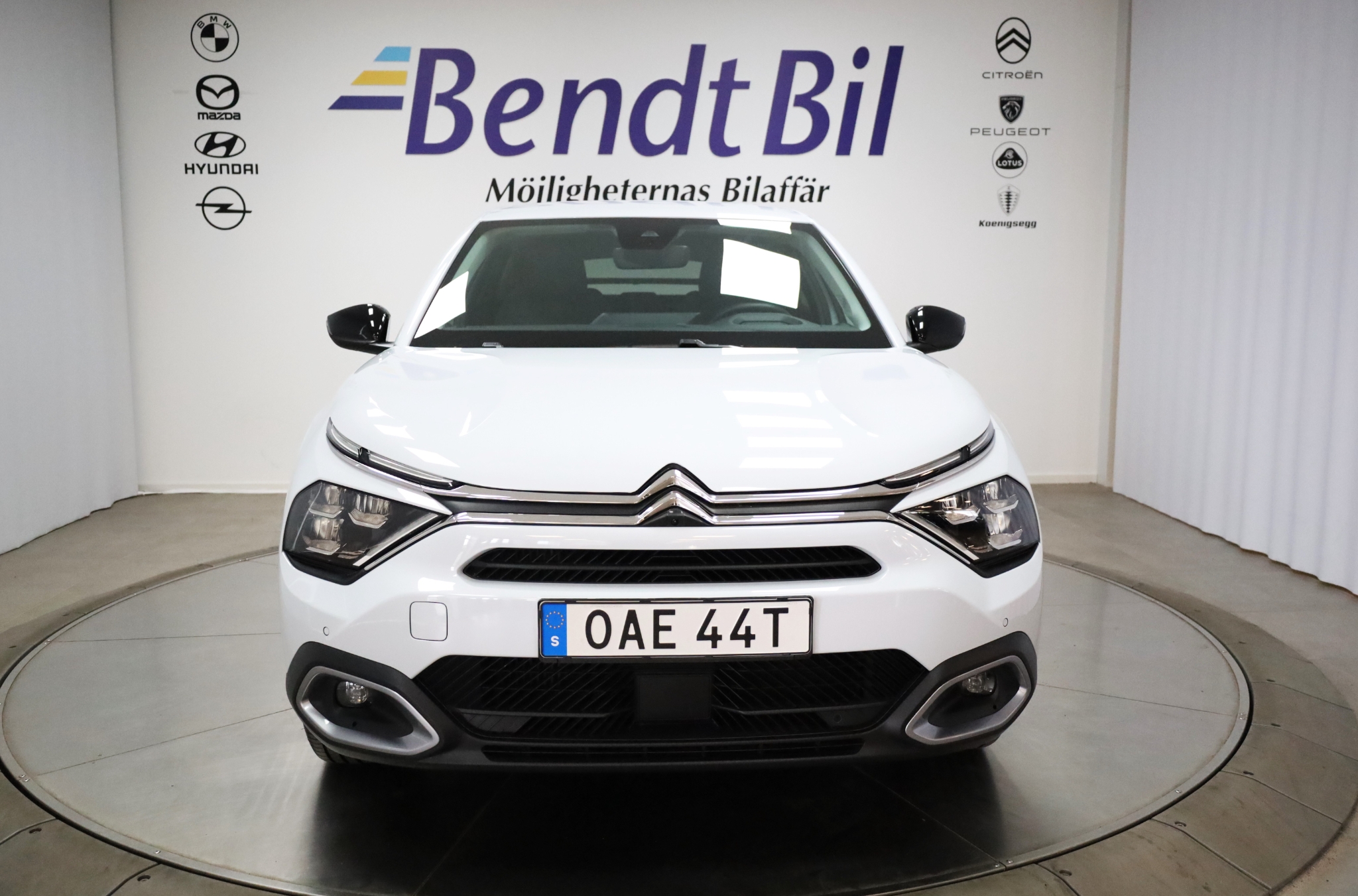 Citroen C4 1.2 PureTech Automat 2024, bild 2/54
