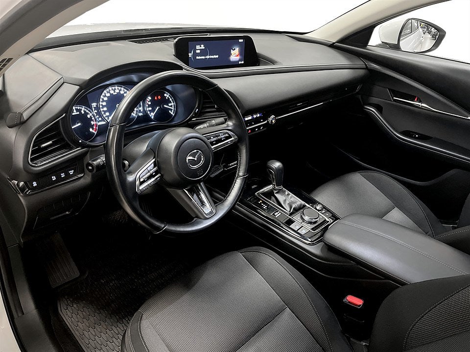 Bild på Mazda CX-60 Sky MHEV 2.0 150hk Aut - B-KAMERA, EN ÄGARE