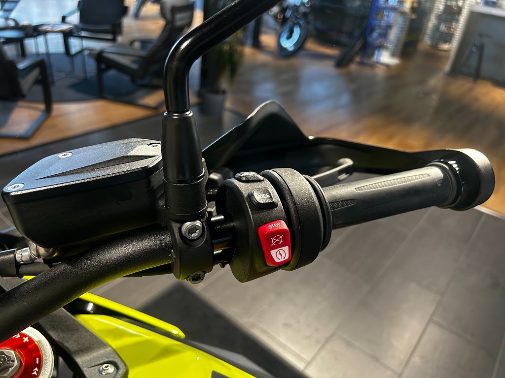 BMW F900GS/Enduro/Dynamic/151mil/AXP Racing/CarpuRide