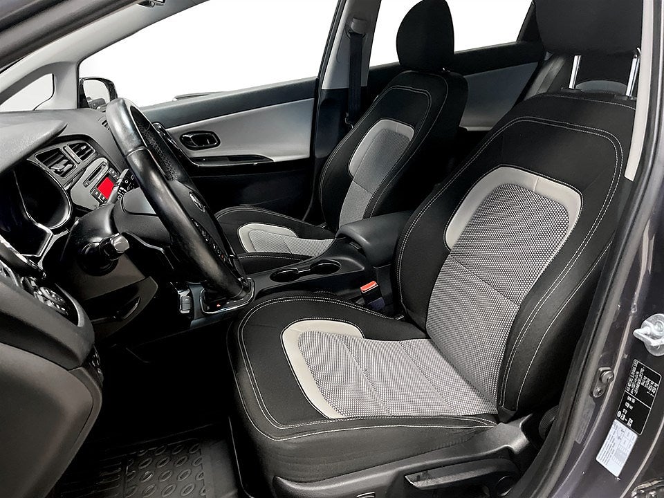 Bild på Kia Ceed SW Comfort 1.6 CRDi 128hk Aut - DRAG, PANO