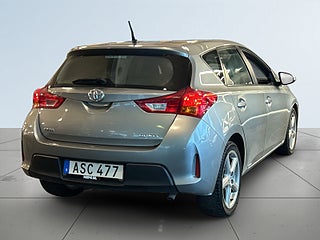 Toyota Auris 1.4 D-4D Life Motorvärmare/SoV/Fhåll/AC