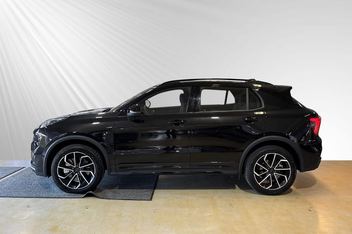Lynk & Co 01 Core PHEV PL 3995kr/mån 2025, bild 2/44