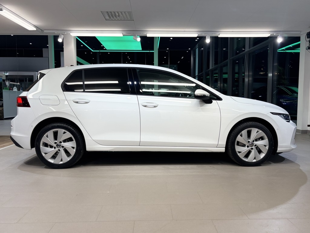 Volkswagen Golf E-hybrid Plug in 2025, bild 4/44