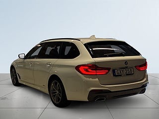 BMW 520d xDrive Touring M Sport Backkamera Rattvärme – bild 5