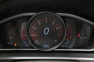 Halvkombi Volvo V40 14 av 23