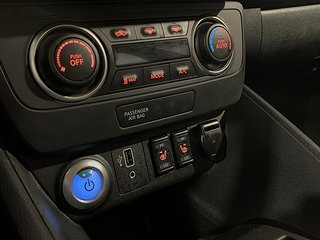 Halvkombi Nissan Leaf 18 av 23