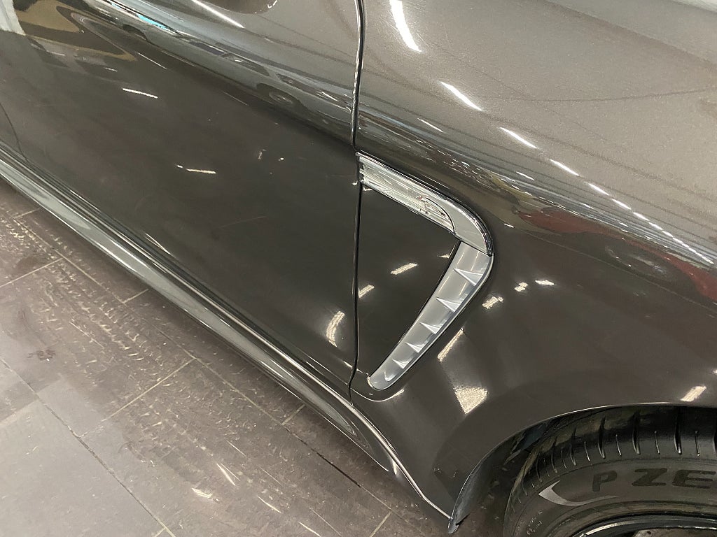 Porsche Panamera 2012 - miniatyr 22