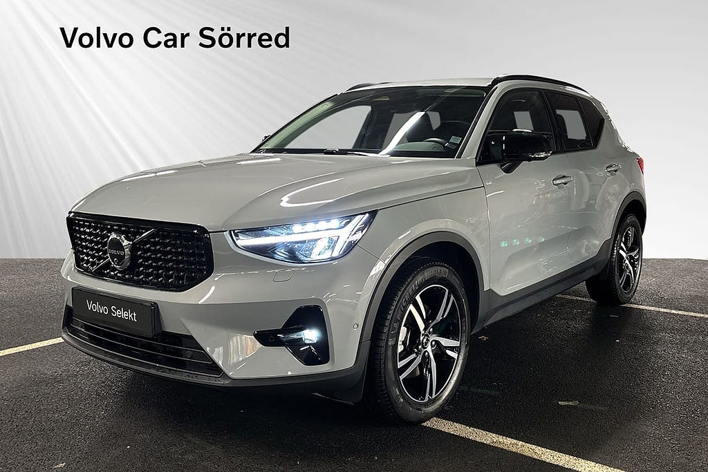 Volvo XC40 B3 FWD Bensin Plus Dark