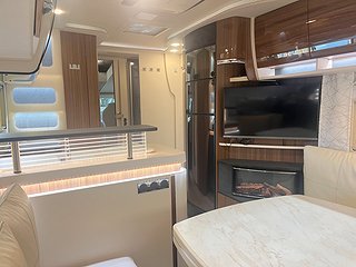 Husbil-integrerad Eura Mobil INTEGRA 760 HS 21 av 31