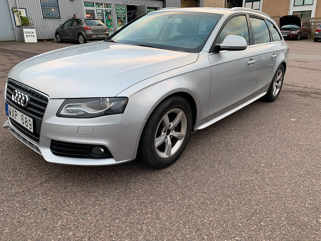 Audi A4 Avant 2.0 TDI DPF Proline Nybesiktad AC Servad Dragkrok