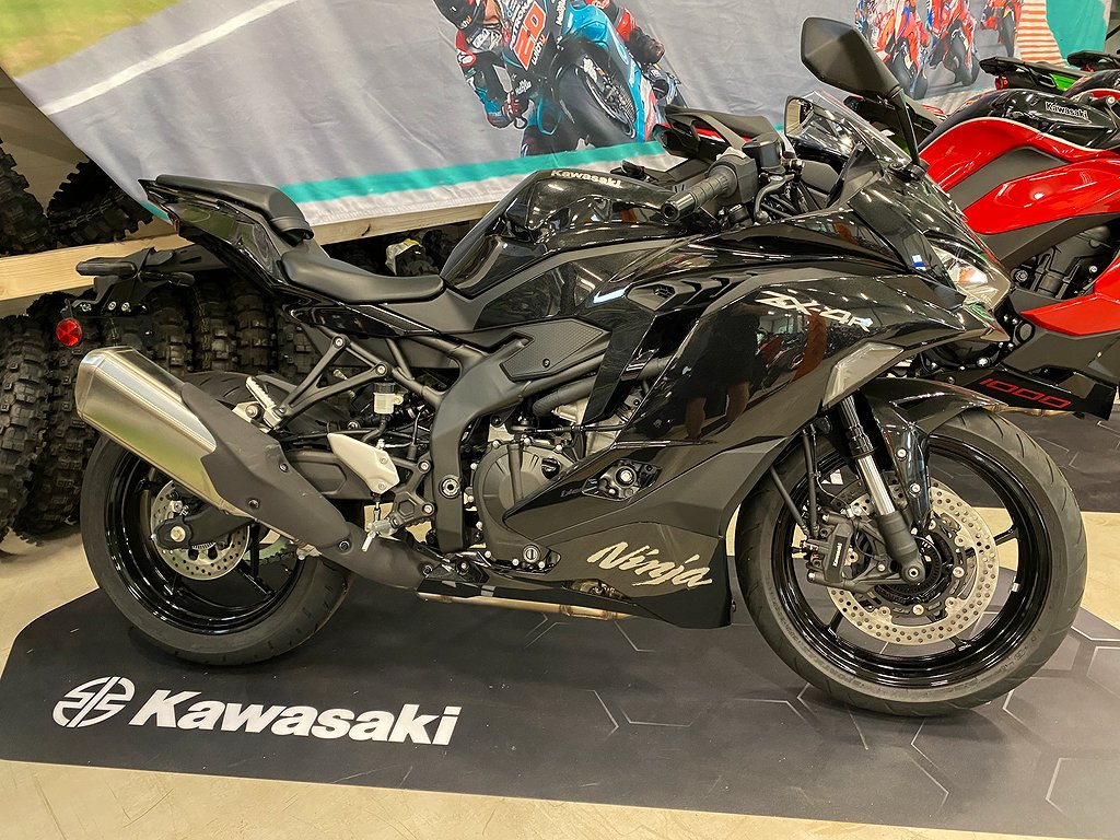 Kawasaki Ninja ZX-4R " 0kr kontant, 857kr/mån"