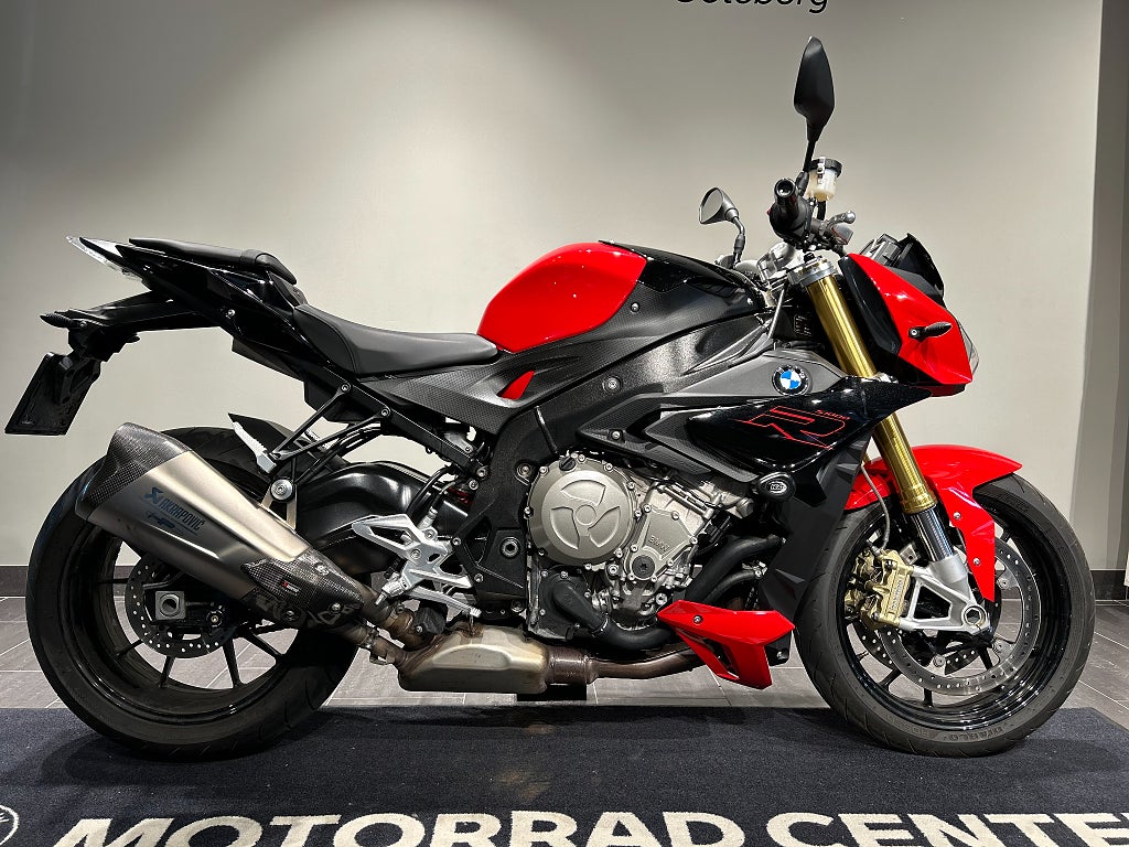 BMW S1000R / 3,45% Ränta! / Akrapovic / Dynamic /Farthållare / Värme