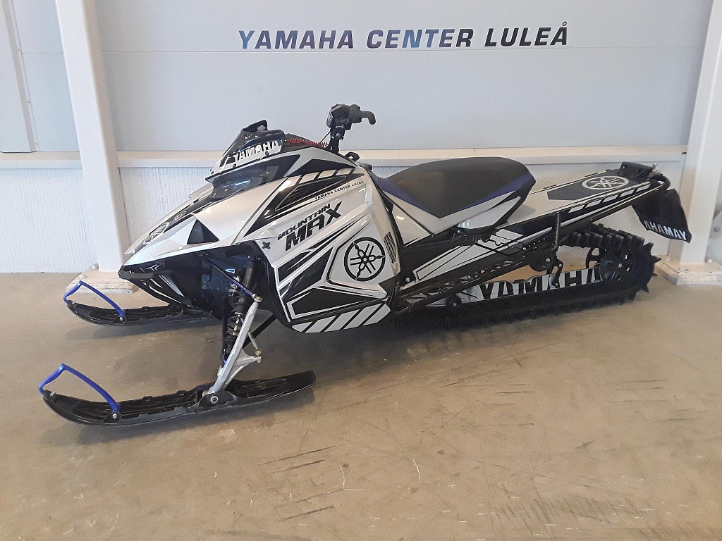 Yamaha MOUNTAIN MAX 800 ES