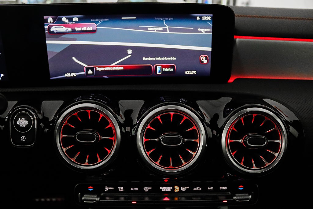 Mercedes-Benz CLA 200 Shooting Brake AMG Premium Panorama 360 Kamera