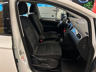 Volkswagen Golf Sportsvan 1.2 TSI Mok-värm/SoV-däck/P-sens
