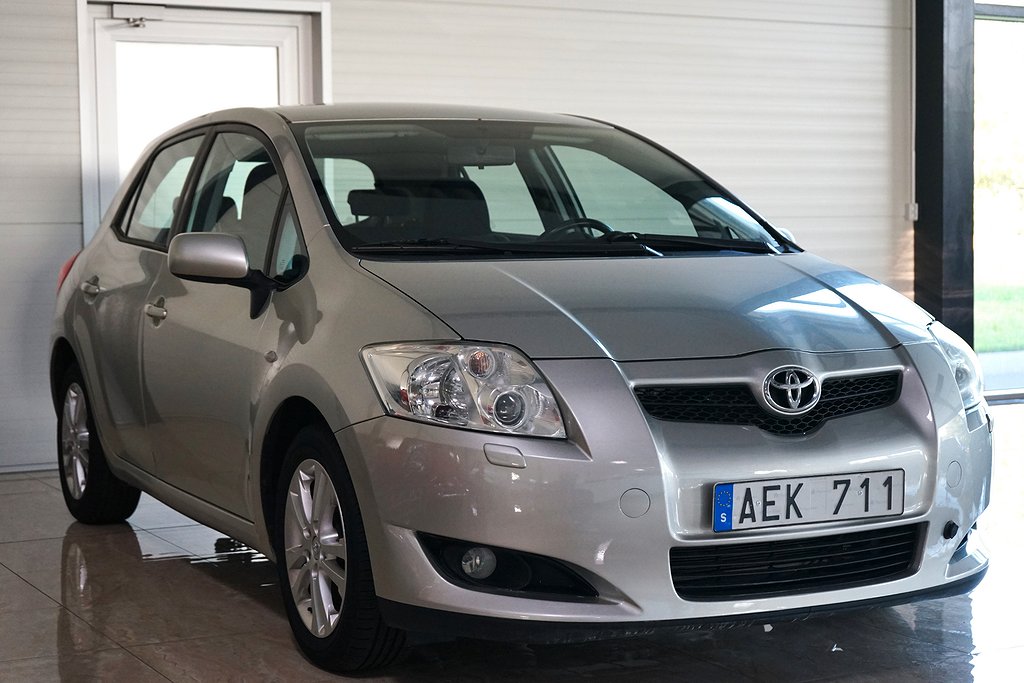 Toyota Auris 5-dörrar 1.6 Dual VVT-i Dragkrok 