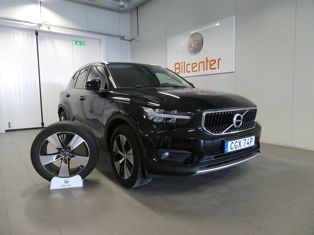 Volvo XC40 B4 *KAMPANJ* Aut-Kamera-Carplay-Värmare-VOC-SoV