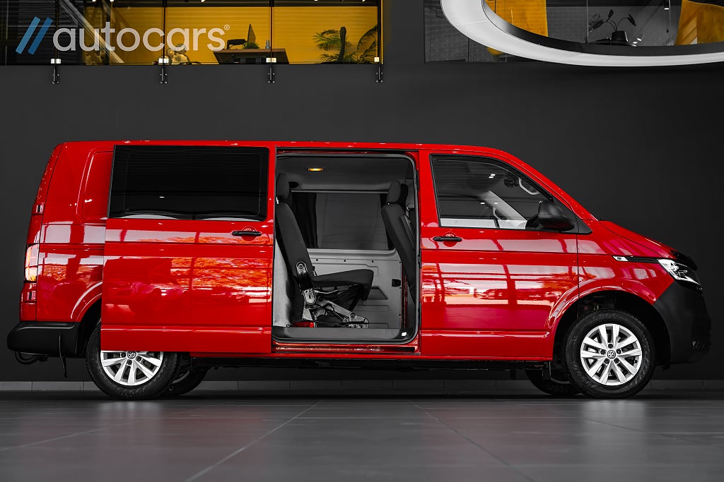 Volkswagen Transporter 4M 5-sits|Leasbar|Inredd|2xdörr|SE UTR!