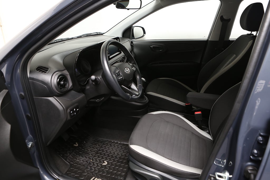 Hyundai i10 1,0 blue 67hk Advanced P-sensor Kamera CarPlay 2022