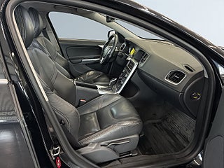 Volvo S60 D4 Geartronic Summum Business EditPro S&V/Drag/Dvärm/BT – bild 10
