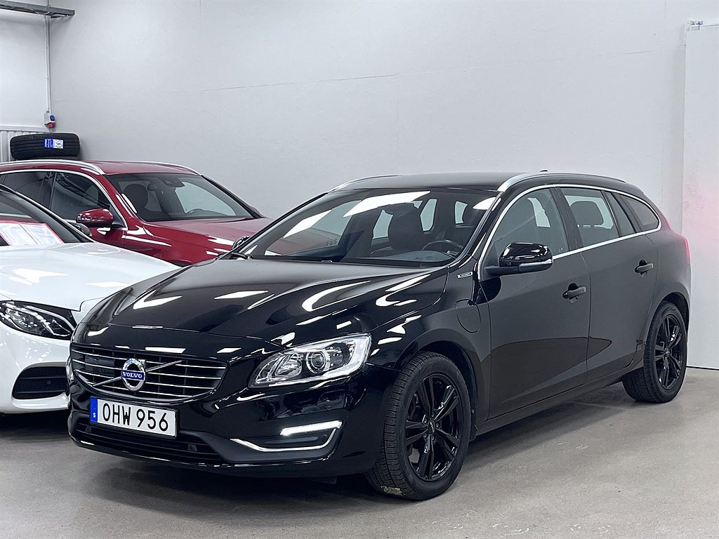 Volvo V60 D5 AWD PLUG-IN HYBRID CLASSIC SUMMUM