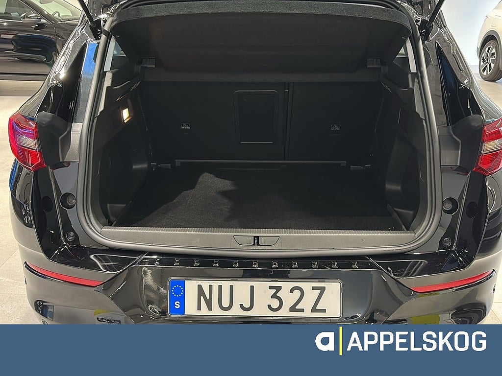 Opel Grandland GS P130 Automat |RÄNTA 3,99%|V-HJUL INGÅR| thumbnail